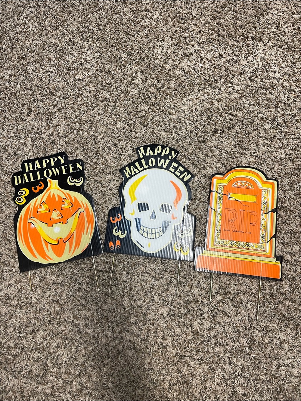 Vintage Halloween Signs (3) yard stakes